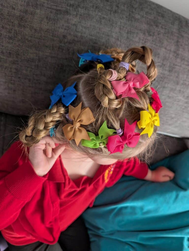 21 Crazy Hair Day Ideas For Girls That Are Easy Wacky Fun School 21-crazy-hair-day-ideas-for-girls-that-are-easy-wacky-fun-school